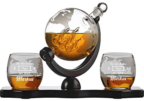 polar-effekt Juego de 4 Vasos de Whisky con personalización – Decantador de 850 ml – 2 Vasos de Whisky de 320 ml – Bandeja de Madera – Nombre Personalizado – Mapa del Mundo