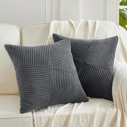 FDTERN 2er Set Dunkelgrau Boho Dekorativ Kissenbezug 45x45 mit Diagonales Gestreiftes Muster Weich Kordsamt Kissenhülle Zierkissenbezüge Sofakissen Dekokissen Deko für Sofa Schlafzimmer Wohnzimmer