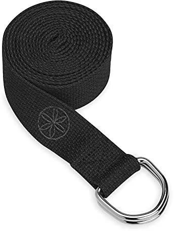 Gaiam Yoga-Gurt, 2,4 m, Stretch-Band mit verstellbarer Metall-D-Ring-Schnalle, Schlaufe – Übung & Fitness Stretching für Yoga, Pilates, Physiotherapie, Tanz, Fitness-Workouts (schwarz)