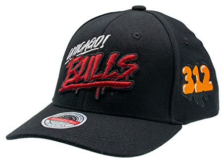 Mitchell & Ness Classic Red Snapback - Slap Sticker - Chicago Bulls