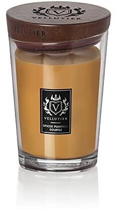 Vellutier Duftkerze Spiced Pumpkin Soufflé, Kerze im Glas, Spezialrezeptur aus Samtigen Wachs, Verpackt in Hochwertigem Glas mit einem Holzdeckel, Mandel- und Zimt-Aroma, 16 x 11 cm, Groß, 515g