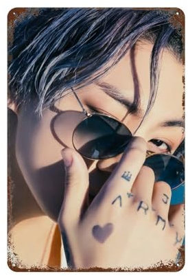 FUCIIhUUN Jungkook BTS Poster, Wanddekoration, Kunst, Metallblechposter, moderne Heimdekoration, Kunst, Metallposter, Hausbar, Laden, Dekorationen, Vintage-Schild, Geschenk, 30 x 20 cm
