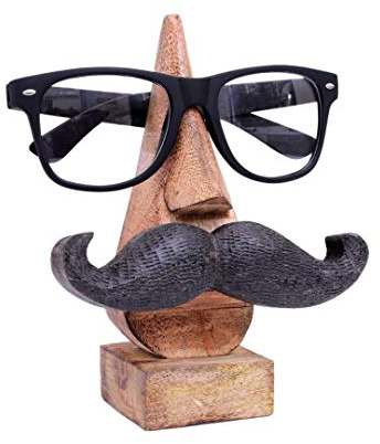 Witty, porta occhiali intagliato a mano in legno, con un decoro divertente a forma di baffi