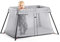 BabyBjörn Reisebett Light mit Spannbetttuch für Reisebett Light, Silber