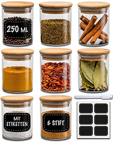 Gewürzgläser Groß- 8er Set 250ml - mit Etiketten zum Beschriften - Luftdicht - Spülmaschinenfest - Küchenorganisation - für Gewürze, Kräuter & Tee (8x 250ml)