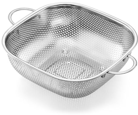Herogo Stainless Steel Colander, 24 cm Square Metal Kitchen Colanders with Handle, Micro-Perforated Strainer for Draining Food Pasta Fruit Vegetable, Smooth Edge and Elevated Feet, Dishwasher Safe