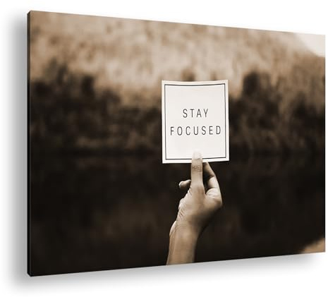 deyoli Leinwandbild Stay Focused – klare Botschaft, kraftvoll in Schwarzweiß. Format: 70x50cm Effekt:Sepia XXL Kunstdruck Bild auf Holzrahmen/Wandbild/Wohnzimmer Dekoration