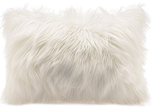 CelinaTex Cuddly Dekokissen 48 x 74 cm weiß Langhaar Zierkissen dekoratives Fellimitat Nicki Sofakissen Kunstfell Kissen