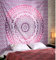 Rosafarbener Ombre Wandteppich 213 x 228 cm, dekorativer Hippie-Konigin-Mandala-Wandbehang, bohmischer indischer Schlafsaal, florale, asthetische Wandteppiche fur die Schlafzimmerdekoration