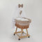 WIKLINOPOL IRENEUSZ ZYGMUNT WICKER WOOD BABY 2000 EU Stubenwagen Lena, braun mit Gestell, Matratze Baldachin und Bettwäsche aus Waffelstoff | Leisen Rädern, Safari