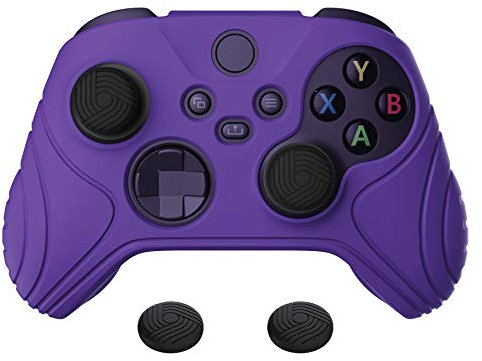 eXtremeRate PlayVital Funda de Silicona para Xbox Series X/S - Suave al Tacto, Antideslizante y Resistente, con 2 Tapas para Joysticks, Cubierta Protectora de Goma (Edición Samurai-Violeta)