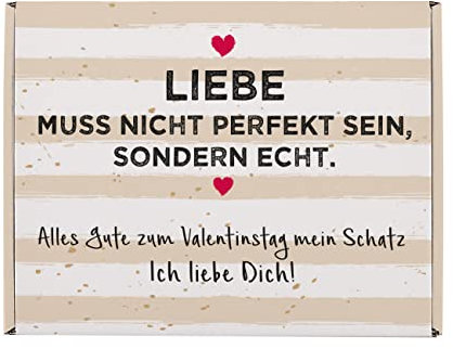 Herz & Heim® Geschenkkarton - Liebe muss nicht perfekt sein, sondern echt. - mit persönlichem Aufdruck/Geschenkidee M