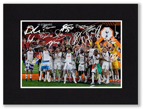 RJR PRINTS Tottenham Hotspur 2025 Europa League Final Squad signierter Fotodruck, 20,3 x 15,2 cm, mit vorgedruckten Unterschriften, ein tolles Geschenk für jeden Fan, fertig zum Einrahmen