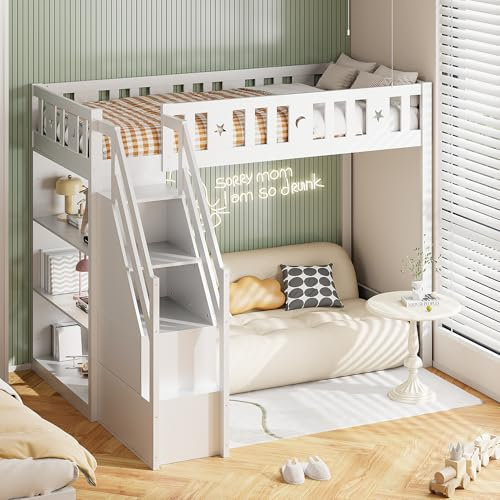 WIZBED Hochbett Kinderbett mit Stauraum treppe und 3 Regal,weiß Etagenbett mit Lattenrost und Rausfallschutz, Jugendbett funktionsbett stockbett, ohne Matratze