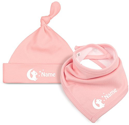 FRITZ X ANDRE Babymütze und Halstuch Set mit Bärchen auf Mond und Namen des Kindes personalisiert • 100% Bio-Baumwolle • Rosa mit Schrift in Weiss
