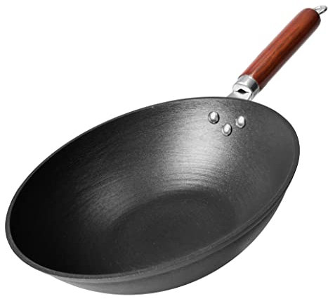 21st & Main Wok, Stir Fry Pan, Wooden Handle, 11 Inch, Lightweight Cast Iron, Chef’s pan, pre-Seasoned nonstick, for Chinese Japanese and Other Cooking
