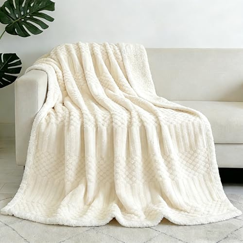 Kuscheldecke Flauschig 150x200 cm – Beidseitige Wendedecke mit Flanell & Sherpa für Couch & Sofa, Extra Warme & Leichte Sofadecke Couchdecke, Ultraweiche Wohndecke für Ganzjahreszeit, Cremeweiß