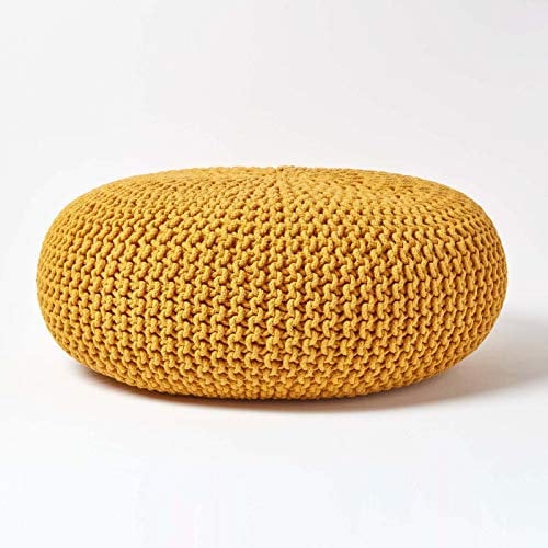 Homescapes Pouf Strickpouf rundes Bodenkissen, Sitzpouf 70 x 23 cm, gepolsterter Sitzhocker, Sitzpuff/Puff mit grob gestricktem Bezug aus 100% Baumwolle, Strickpuff, Senf