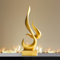 AWNR Abstrakte Skulptur Golddekor: Flammenstatue, Kunstharz, Kunstfiguren, Moderne Wohnkultur für Wohnzimmer, TV-Ständer, Büro, Regal, Akzente, minimalistische Tafelaufsatz, Tischdekorationen