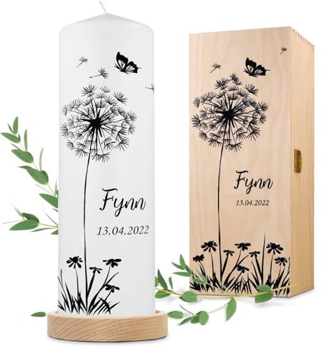 GRAVURZEILE Bedruckte Kerze - Kinder Trauerkerze Pusteblume Schmetterling - Personalisiert mit Name, Datum & Wunschtext - Trauerkerze zur Beerdigung oder als Andenken