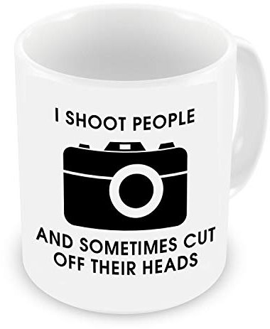 GrassVillage Funny Photography Mug – “I Shoot People and Sometimes Cut Off Their Heads” – Sarcastic Gift for Photographer, Camera Lover or Editor – 11oz White Ceramic Coffee Cup