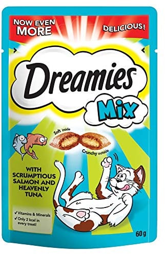 Dreamies Mix Cat Treats with Scrumptious Salmon & Heavenly Tuna, 60 g, Black, (Pack of 1)