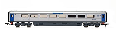 Hornby Coach Car - R40356A Platinum Jubilee of Queen Elizabeth II, Mk3 Sliding Door, Trailer Composite Catering Train Toy, 00 Gauge Carriage for Train Set, Rolling Stock Models - 1:76 Scale Model Gift