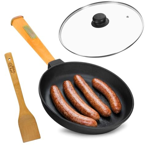 4BIG.fun Ø26cm Pfanne aus Gusseisen mit Holzgriff Glasdeckel abschraubbar 50mm hoch Gusseisenpfanne Bratpfanne Steakpfannen Cast Iron Pan Feuerpfanne alle Herdarten Induktion Pfannenwender