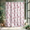 Yeahshion Duschvorhang 183x183 cm mit Weihnachtsdruck, Wasserdichter Duschvorhang aus Stoff, Badevorhang mit Haken, Schnell Trocknend, Maschinenwaschbar, Weihnachtsbaum und Schneeflocken