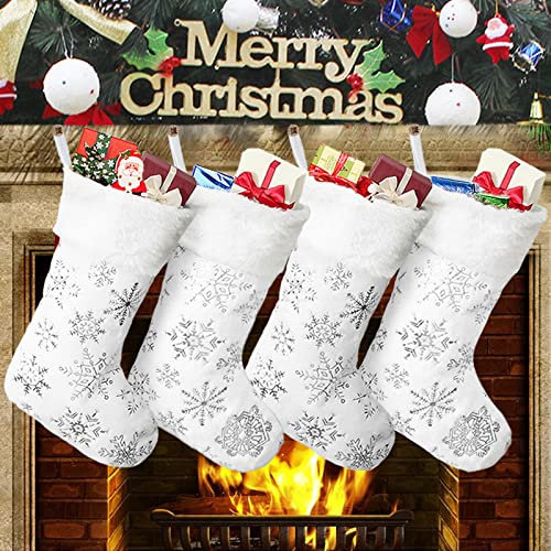 GugnRyAc Große Weihnachtsstrümpfe 4er - 45cm Plüsch Kunstpelz Xmas Stocking mit Schneeflocke, Weihnachtsstrumpf für Kamin Hängende Strümpfe für Weihnachtsdeko (Silber)