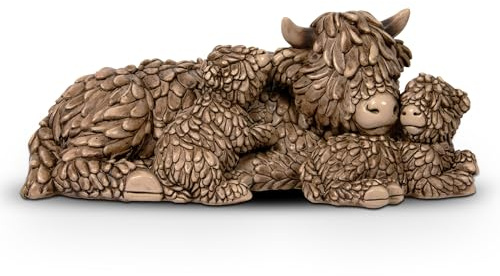 Lesser & Pavey Hughie Highland Cow & Babies Decor Figurine | Farmhouse Style, Stable Display Piece, Meaningful Home Ornament, Ideal for Home and Office Decor, Great Housewarming Gift