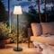 Ecvivk Solar Stehlampe Outdoor Stehlampe Akku Led Kabellos Stehlampe Dimmbar Warmweiß und RGB stehleuchte mit Lichtsensor,Wasserdicht Stehlampe Außen für Terrassen.