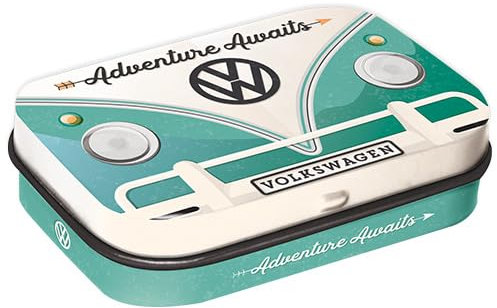 Nostalgic-Art Retro Pillendose, 4 x 6 x 1,6 cm, VW Bulli – Adventure Awaits – Volkswagen Bus Geschenk-Idee, Original Lizenzprodukt (OLP), mit Pfefferminz-Dragees, Vintage Design