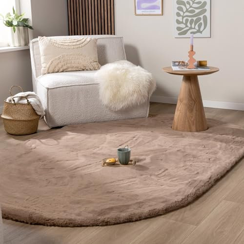 FRAAI | Home & Living Hochflor Teppich Oval - Comfy Supreme Taupe - Einfarbig - Modern, Skandinavisch - Wohnzimmer, Schlafzimmer - Fellteppich - Carpet