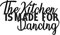 Est Frontier Wanddekor-Schild The Kitchen Is Made For Dancing, 40,6 x 22,9 cm, schwarzes Metall zum Aufhängen