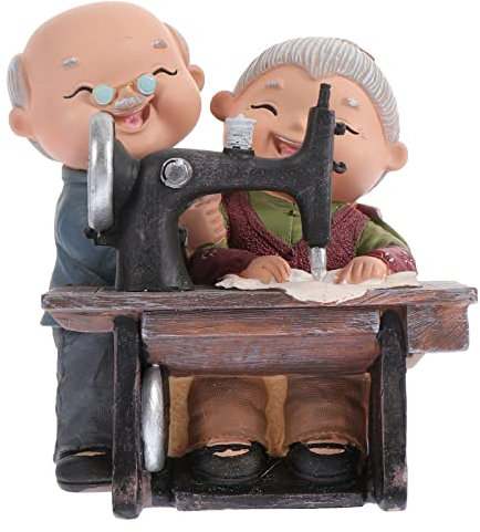 Angoily 1 statuette romantiche di coppia innamorate dolci amorevoli insieme coppia scultura amorevole coppia anziana statua in miniatura per nonni genitori, anniversario, regalo di nozze (cucito)