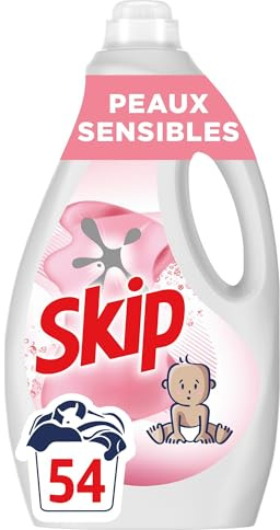 Skip - Lessive Liquide Peaux Sensibles - Contre les taches tenaces - Parfum léger et agréable - Testée dermatologiquement - 54 Lavages