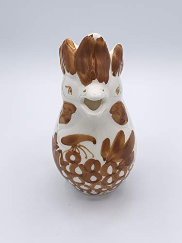 Jarra de cerámica con forma de gallo pintada a mano con dibujos romagnoli oxidados