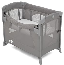 Joie kubbie™ Sleep Reisebett, 2-in-1 Beistellbett, 0-15 kg, Foggy Grey | Reisebett und Beistellbett mit absenkbarer Seite, Matratze, Tragetasche und faltbarem Design ab Geburt bis 3 Jahre.