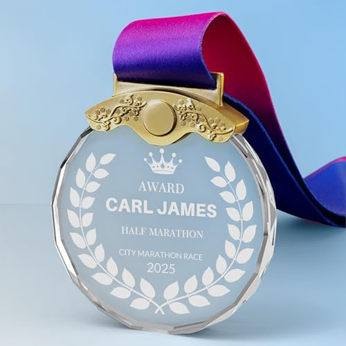 WERWAES Medaille mit Gravur – Personalisierte Medaillen für Kinder in Geschenkbox – Individuelle Goldmedaille mit Wunschtext & Motiv für Wettkampf, Wettbewerb und Sportfest