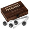 Maverton Whisky Steine Set - in Holzbox - personalisiert - 6 Eiswürfel + Zange + Velourbeutel - Kühlsteine - wiederverwendbar aus Granit - für Herren - Trauzeuge
