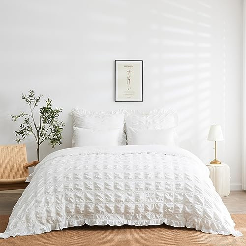 LAWENDA Seersucker Bettwäsche Weiß 155 x 220 cm Romantisch Kariert Seersucker Bettwäsche Set Atmungsaktiv Weich Flauschig Bettbezug Deckebezug mit Weiß Rüschen und Kissenbezüge 80x80cm