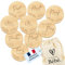 O³ Carte Étape Bébé - Carte Étape Bébé Bois - 30 Moments et Première Fois à Immortaliser – Lot de 15 Cartes Mois par Mois Bébé + Sac en Coton - Cadeau Future Maman - Idéal Cadeau de Naissance