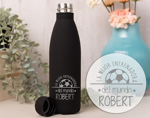 Made in Gift Botella Nature Reutilizable de Acero Inoxidable Doble Pared Personalizada con Nombre y Balón de Fútbol “El Mejor Entrenador” como Regalo Original para Profes en Fin de Curso (Negro)