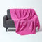 Homescapes große Tagesdecke Nirvana, pink, Wohndecke/Sofaüberwurf aus 100% Baumwolle, 225 x 255 cm, Knoten-Optik mit Fransen