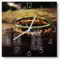 DEQORI Glasuhr | 30x30 cm | Motiv Der eine Ring (HDR) | ausgefallene leise Design Uhr aus Glas | Wanduhr für Wohnzimmer & Küche | Moderne Hingucker Uhr für die Wand