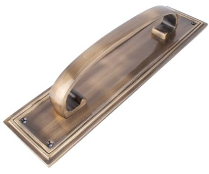Dart Pull Door Handle on Finger Plate - Classic Edged - 308mm x 76mm - Antique Brass