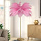 KOSHSH Federlampe Stehlampe Wohnzimmer,Stehlampe Federn Lampe,Palm Tree Straußenfedern Stehlampen,1,6m Hoch 3 Farben Dimmbar,Wohn/Schlafzimmer mit Knopfschalter Dekorbeleuchtung (pink)