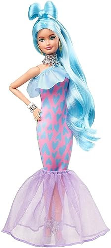 Barbie GYJ69 - Extra Deluxe Puppe mit blauem Haar, Moderad mit 30 Kombinationen, Spielzeug ab 3 Jahren