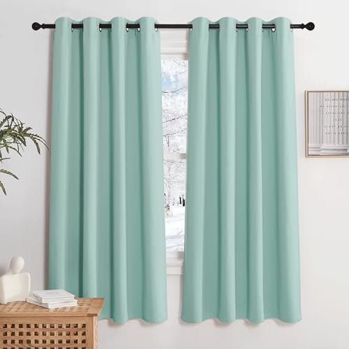 KGORGE Vorhang Grün Blickdicht Ösenvorhang 2er Set Thermovorhang Hitzeschutz Blickdichte Gardinen Wohnzimmer Modern Kurz Verdunklungsvorhänge Kinderzimmer, 175 x 140 cm(HxB), Hellgrün